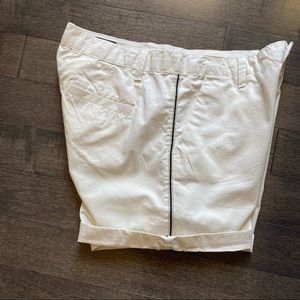 Gap shorts
